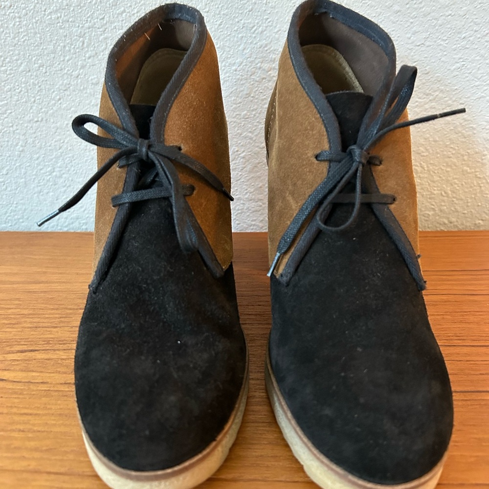 Anthropologie Jasper & Jeera Yuma Duo-Tone Brown/Black Suede Casual Booties - Picture 4 of 6